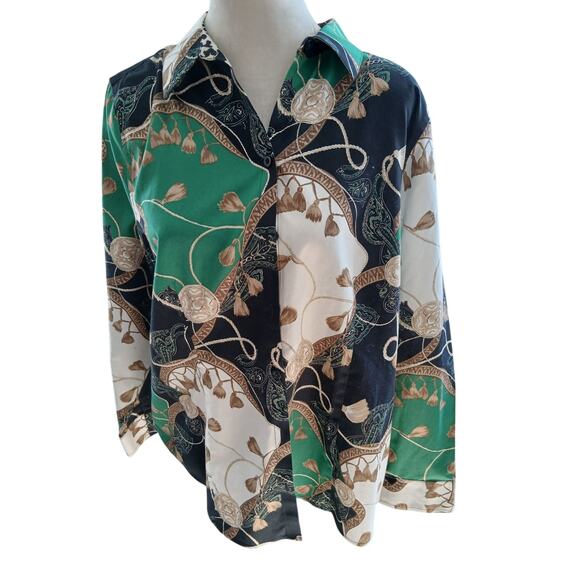 NWT Chico's non iron button down top size 2/Large - Picture 1 of 8